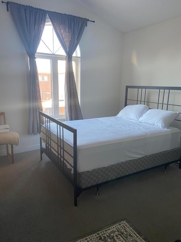 Apartament Divinity Hut Brampton Zewnętrze zdjęcie