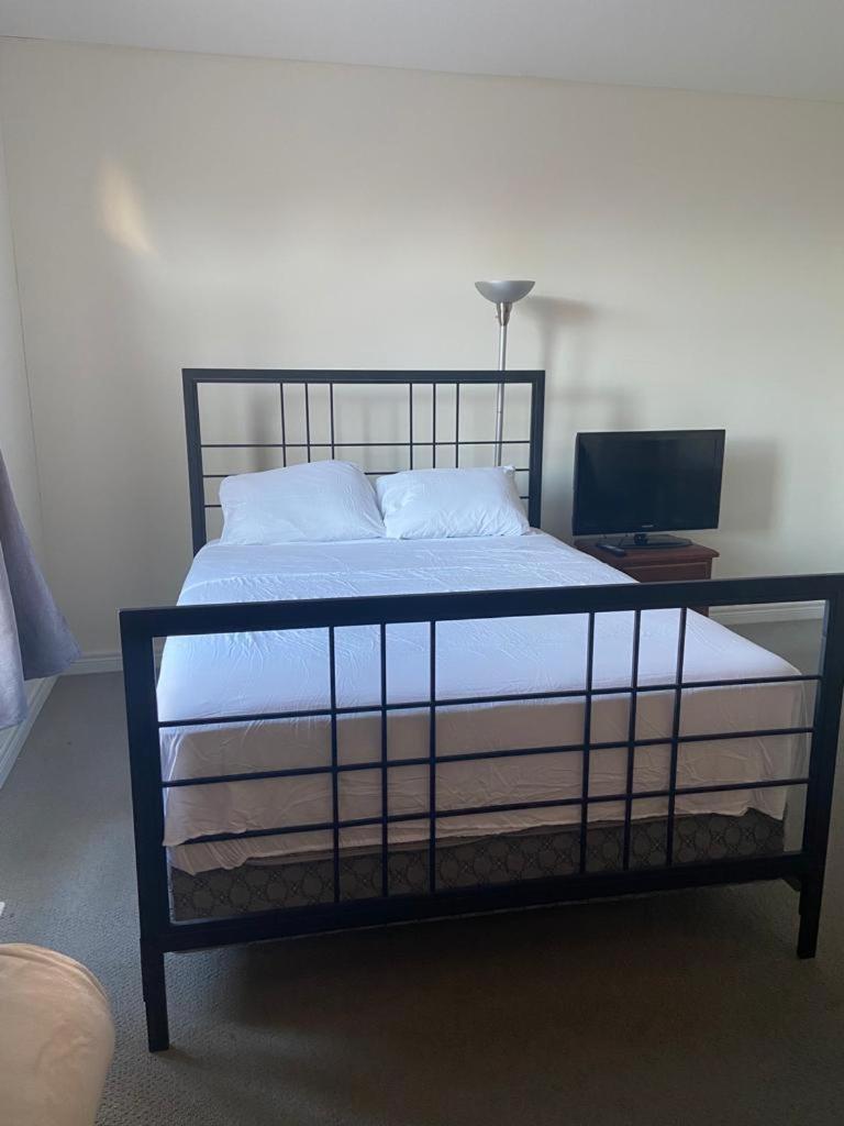 Apartament Divinity Hut Brampton Zewnętrze zdjęcie
